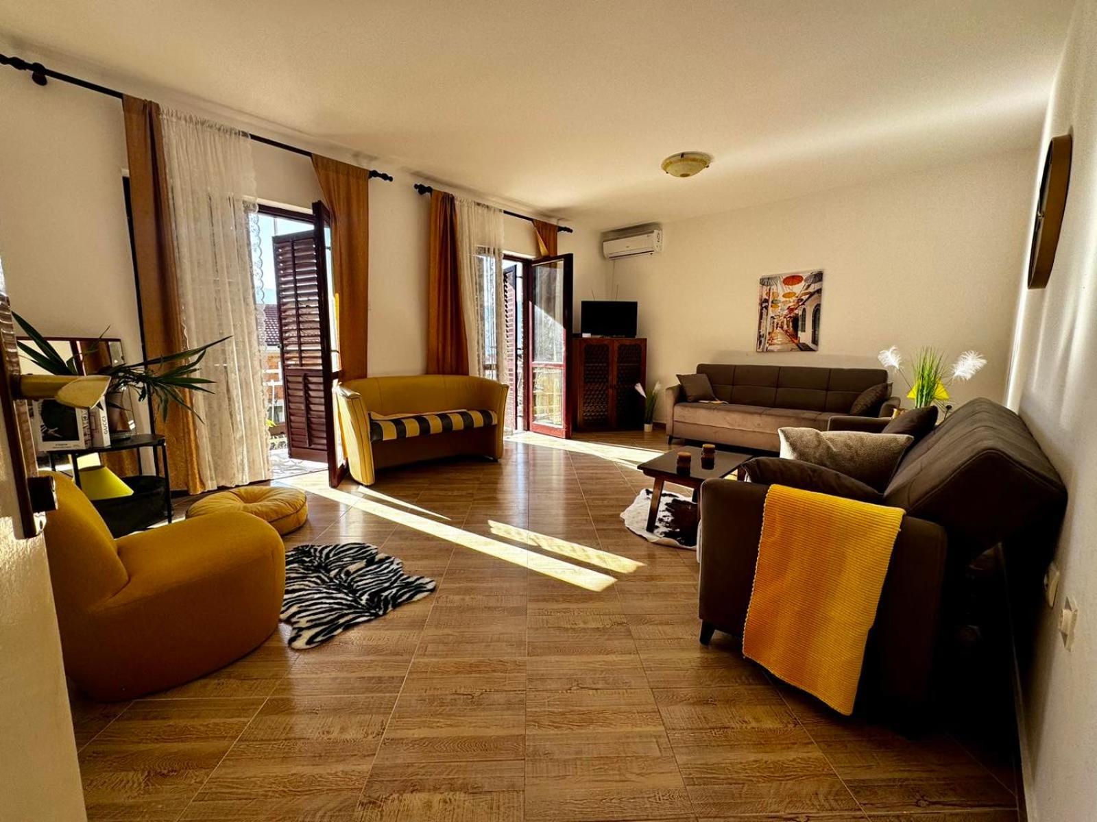 Koala 3 Apartman Gornji Orahovac Kültér fotó