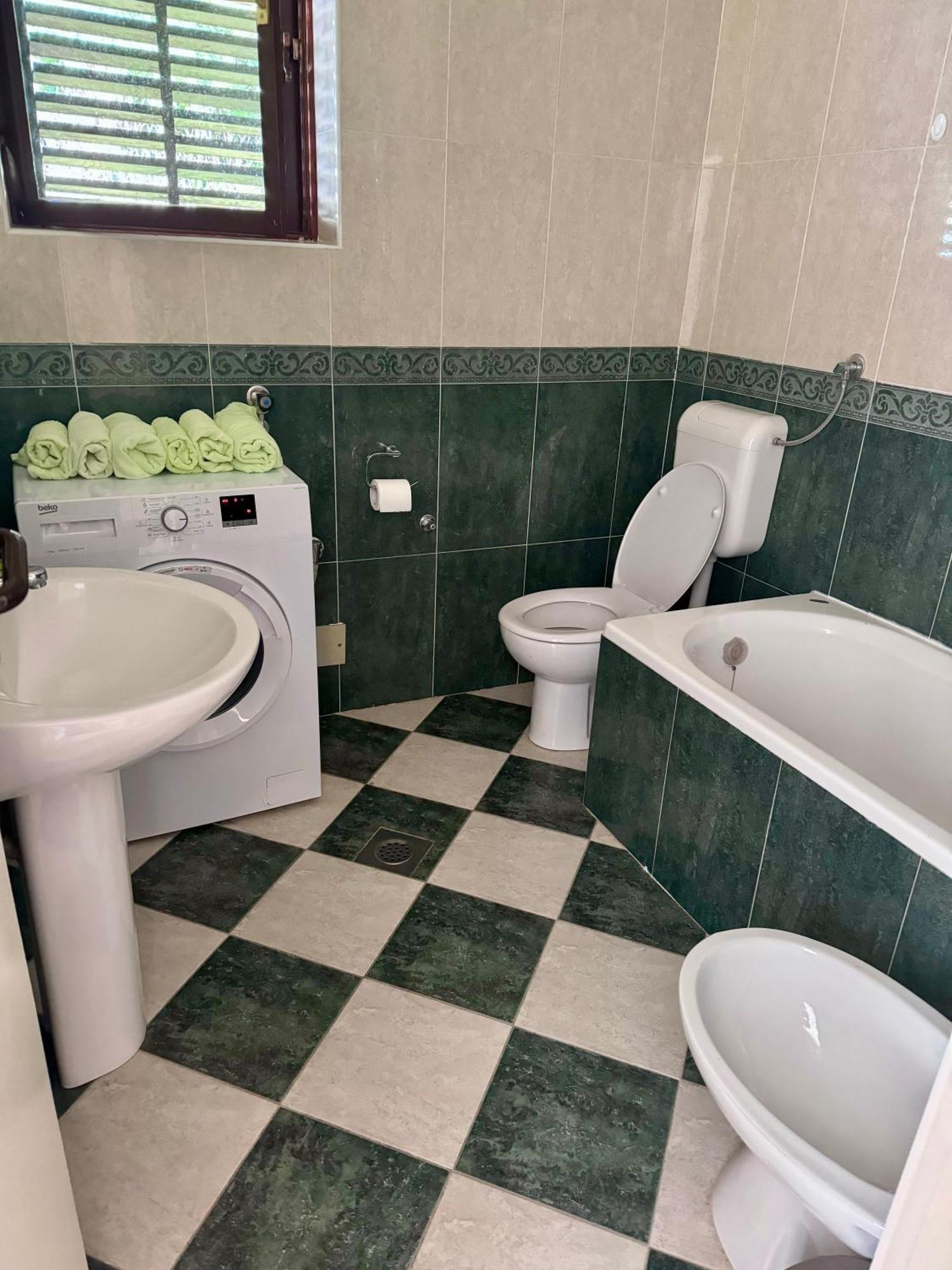 Koala 3 Apartman Gornji Orahovac Kültér fotó